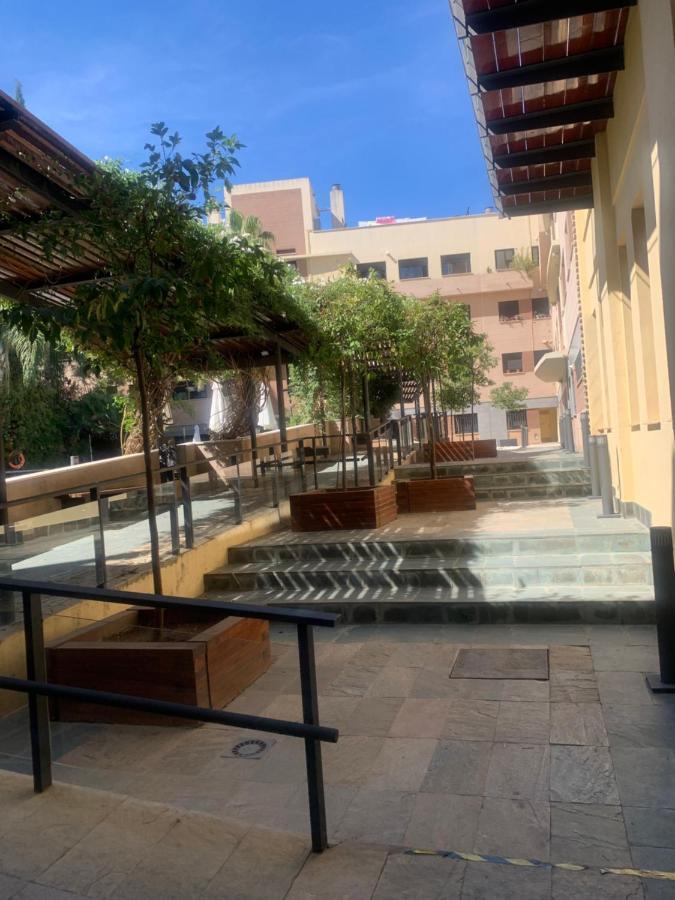 Apartamento Proximo Al Centro De 2 Dormitorios Con Piscina. Севиля Екстериор снимка